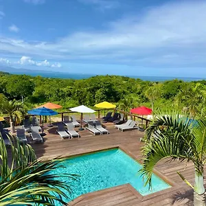 https://hotel-old-crow-and-suites.comcaribbean.com