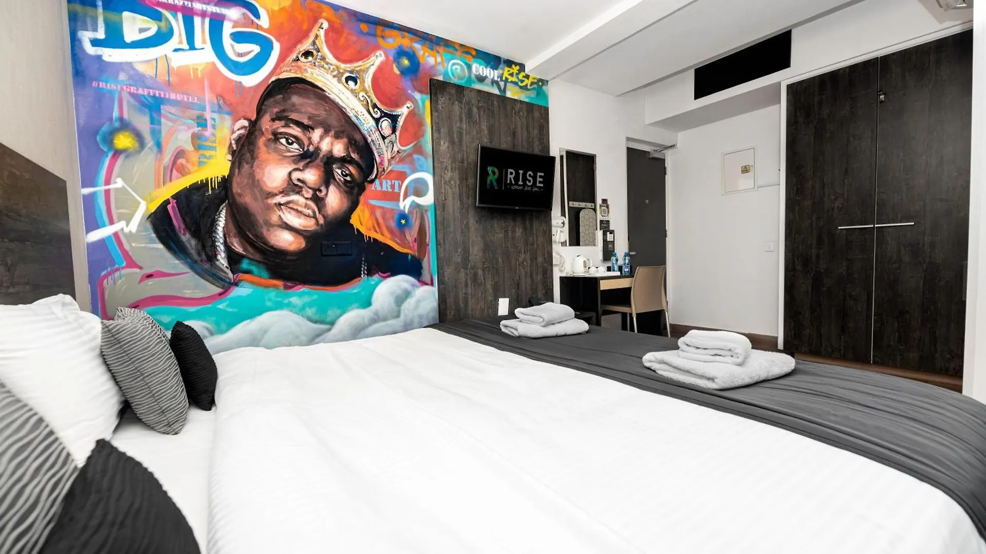 Rise Street Art Hotel Larnaca Cypr