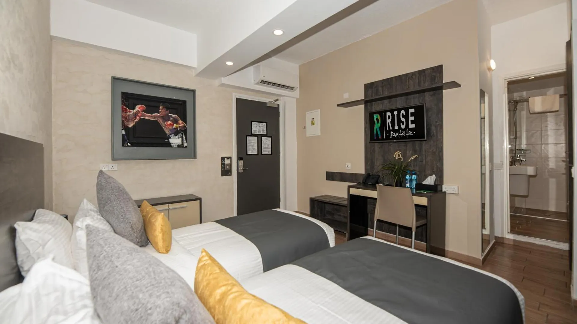 Rise Urban Art Hotel