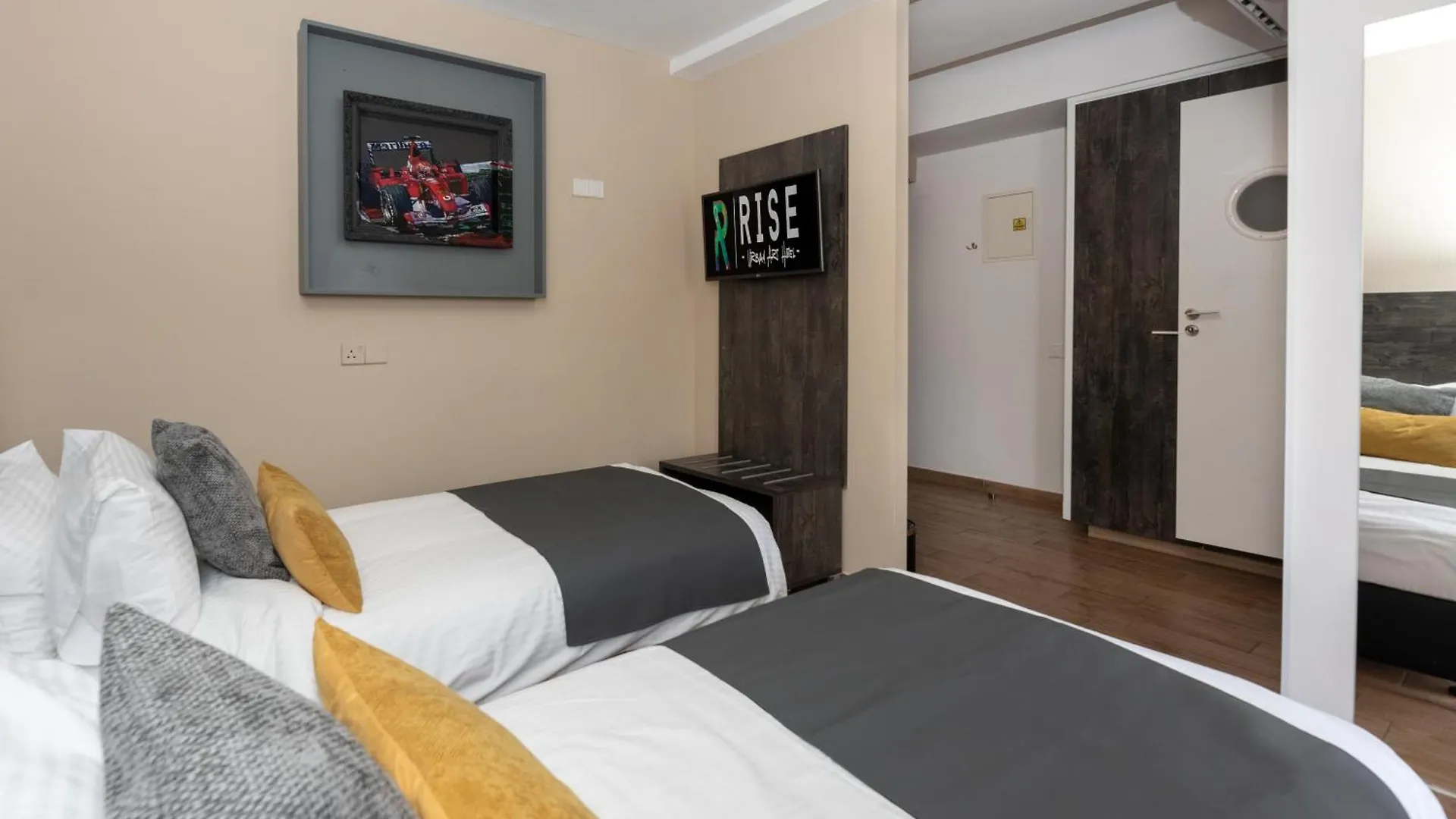 Rise Urban Art Hotel Larnaca
