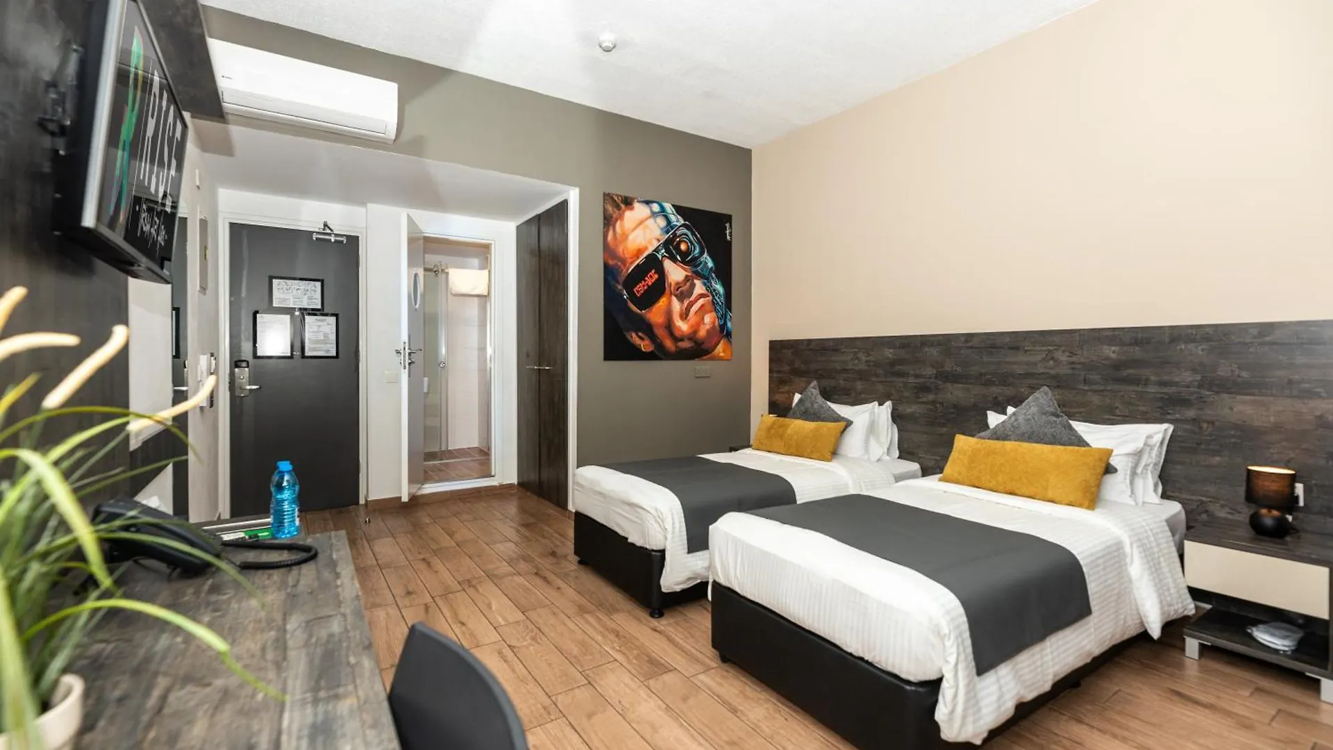 Rise Urban Art Hotel Larnaca